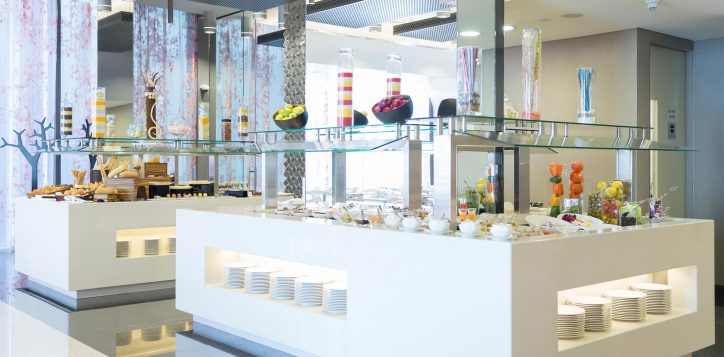 novotel_al_bustan_restaurants_pepper_slide_01-2