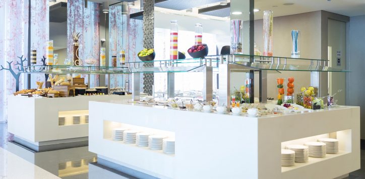 novotel_al_bustan_restaurants_slide_03-2