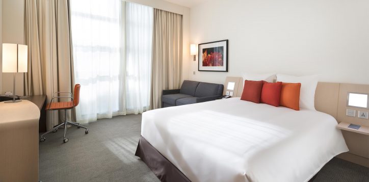 novotel_al_bustan_rooms_slide_01-2