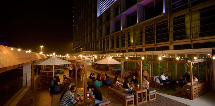 waves-outdoor-lounge-2