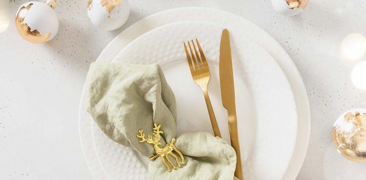 beautifulwhitechristmastablesettingwithgoldenballsbottleof-2