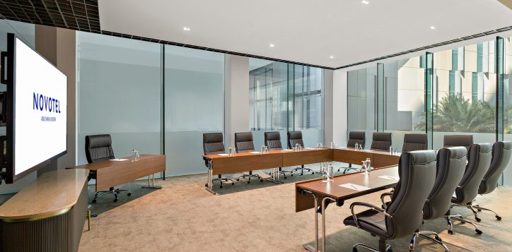 meeting-room-novotel-2-2