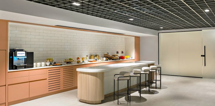 novotel-meeting-prefunction-1-r43-2